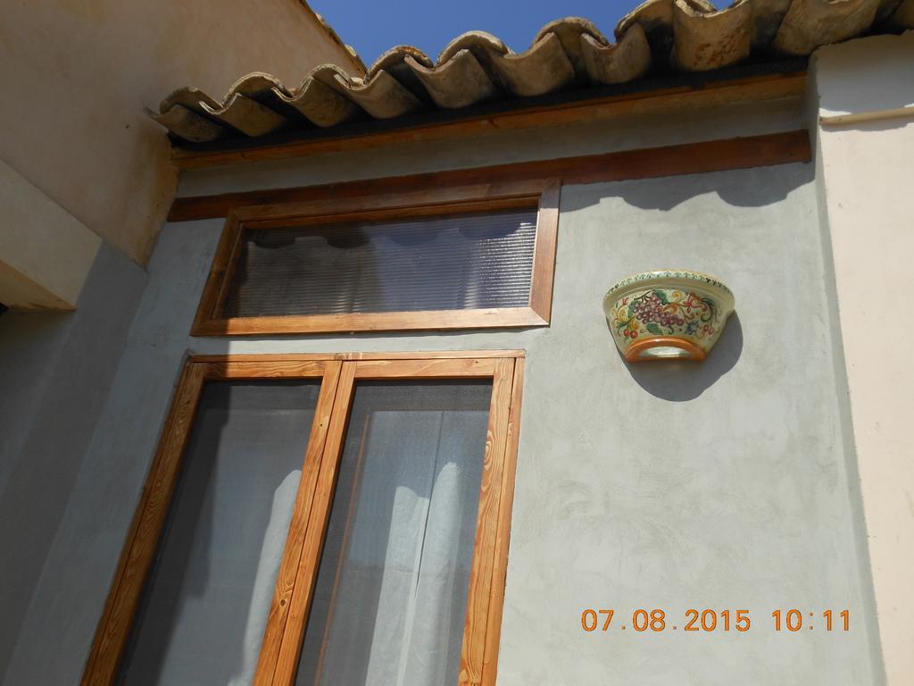 Antica Tenuta Del Nanfro Кальтаджироне Номер фото
